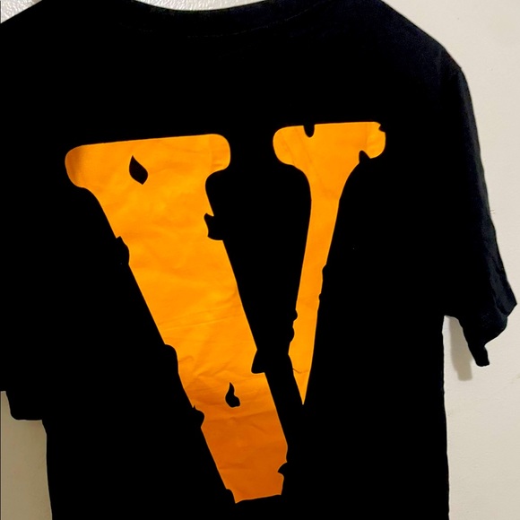 Vlone tshirt Hit me up asap new new - Picture 1 of 2